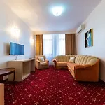 Amphitryon Hotel