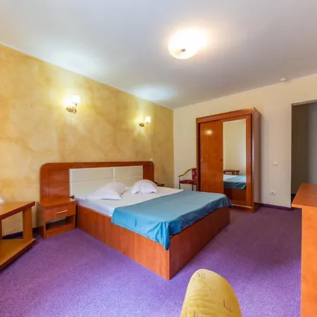 Amphitryon Bucharest