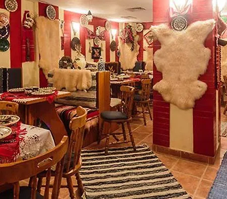 Hotel Amphitryon 3*