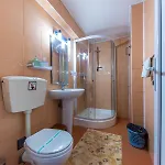 Amphitryon Hotel
