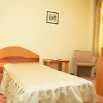 Amphitryon Hotel