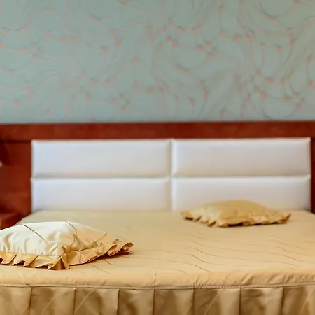 Amphitryon Бухарест