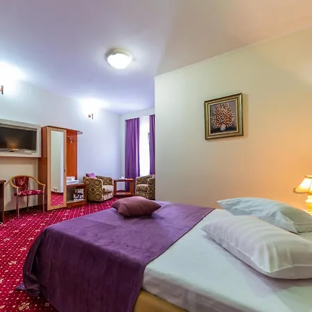 Amphitryon 3* Bucharest