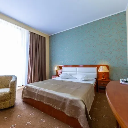 Otel Amphitryon Bükreş