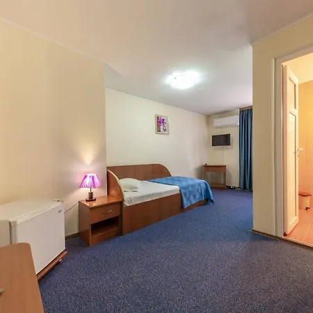 Hotel Amphitryon 3*