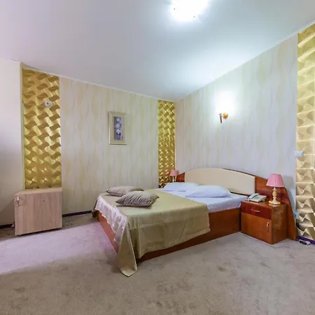 Amphitryon 3* Бухарест