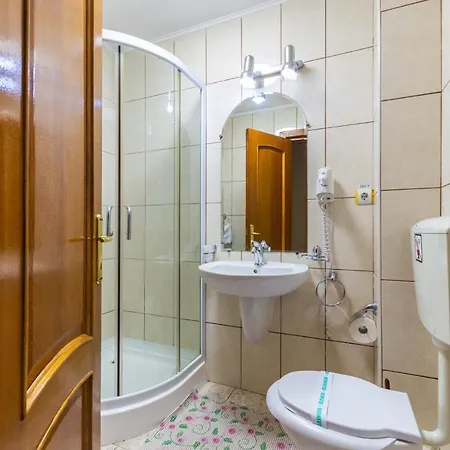 Amphitryon Hotel