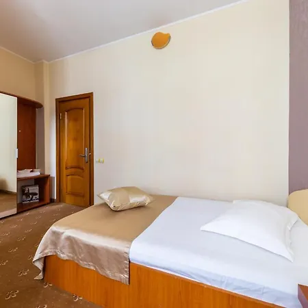 Amphitryon Отель 3*