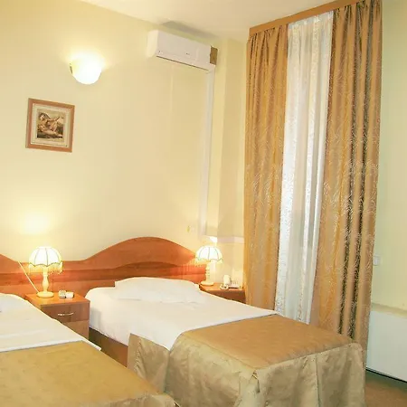 Amphitryon מלון בוקרשט