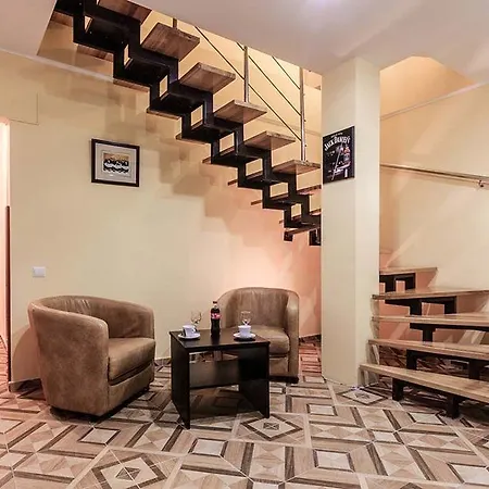 Otel Amphitryon
