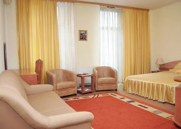 Amphitryon Hotel 3*